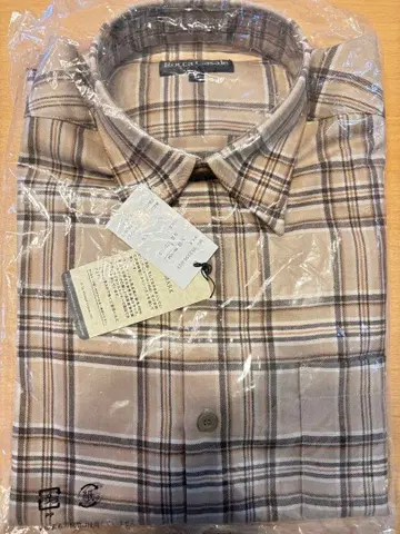 베이지 계열 체크 L 사이즈