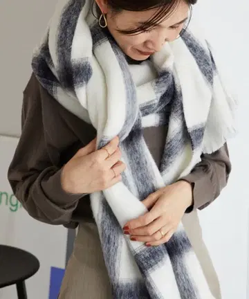 ASAUCE MELER 알파카 윈드펜 샤기 스톨