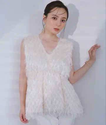 anuans 자카드 벌룬헴 블라우스 아이보리