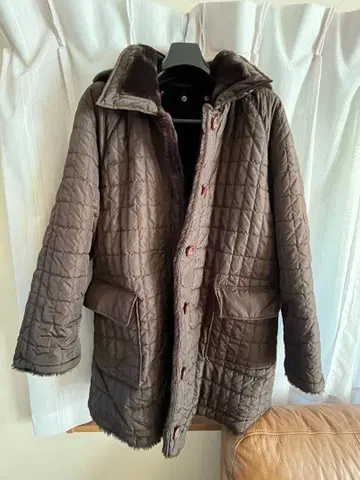 브라운 퀼팅 자켓