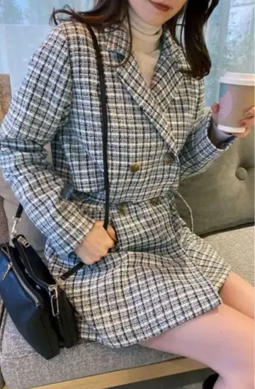 NICE CLAUP 코트 숏 자켓과 스커트의 셋업 겸용