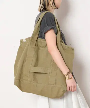 2025.TRIFFE 토트 카키