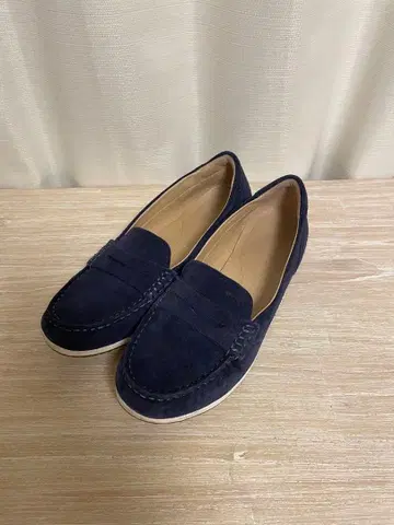 GEOX 네이비 스웨이드 로퍼 사이즈 40