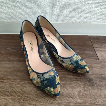 DIANA 회화 시리즈 호쿠사이 스틸레토 펌프스 23cm