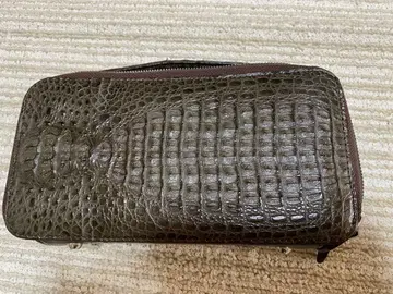 크로커다일 손잡이 달린 장지갑 가방