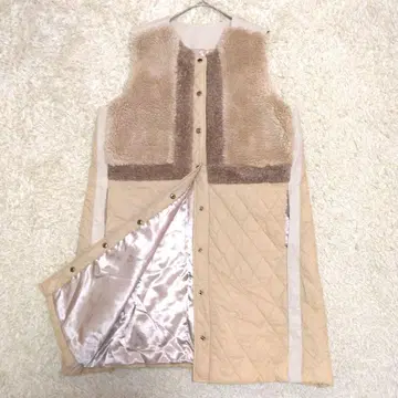 GALLARDAGALANTE 베이지 퍼(fur) 포함 퀼팅 베스트