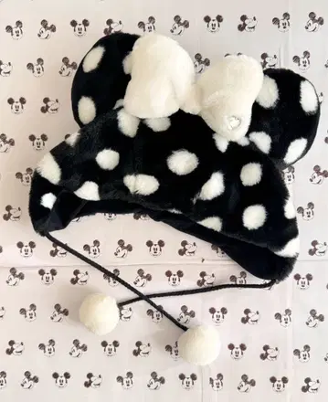 디즈니 블랙 도트 미니 팬캡