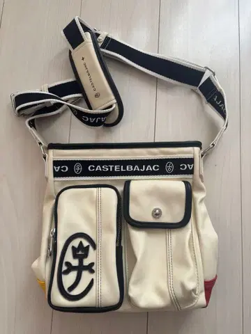 CASTELBAJAC 숄더백 화이트