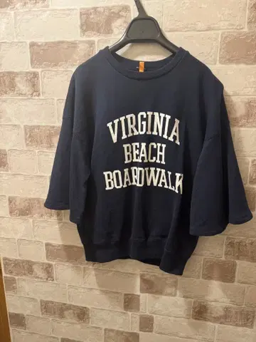 운모 & 딜 플레어 슬리브 맨투맨