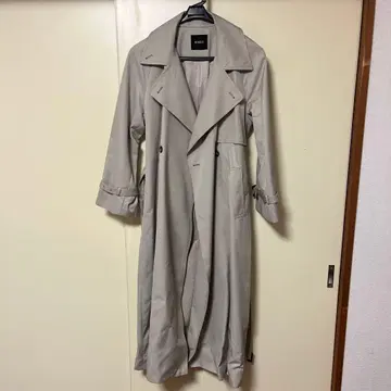 어반리서치 로쏘 트렌치코트