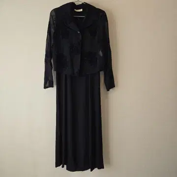 STYLES BALLET CONFECT. 블랙 꽃무늬 자수 롱 원피스