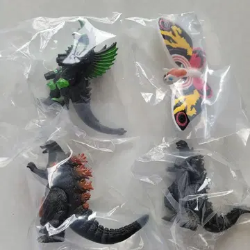 고질라 진격 대전 - 새로운 방문자 - 4종류