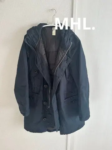 MHL. 네이비 다운 자켓