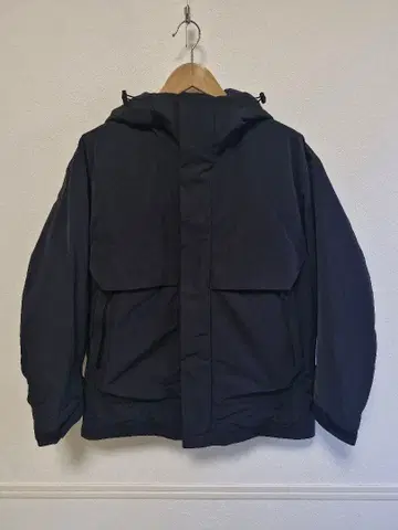 UNIQLO +J 하이브리드 다운 오버사이즈 파카 블랙 M 사이즈