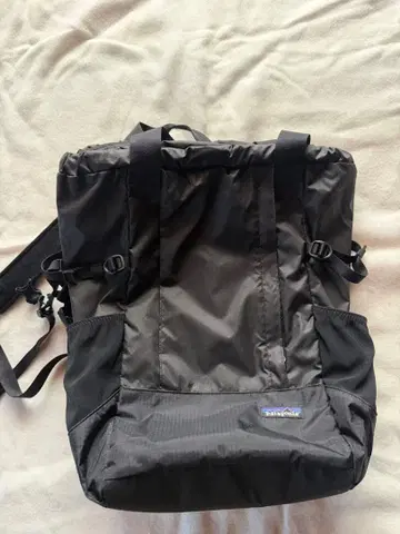 Patagonia 블랙 백팩