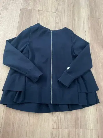 컨디션 최상 yori 백 더블 플레어 후드티 네이비 요리