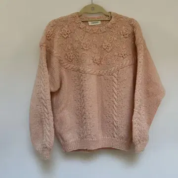 TONGARI 핑크 긴팔 니트 스웨터