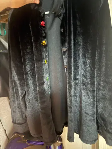 dogs kohh coza 블랙 벨벳 버튼 셔츠