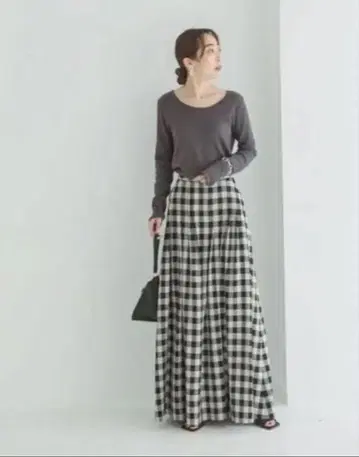 노블 깅엄 턱 플레어 맥시 스커트 Noble 38