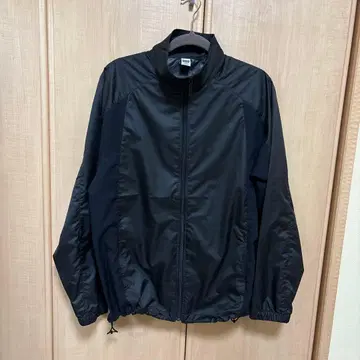 comfortable reason warm up jacket 블랙