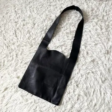REN 렌 레지부쿠로 숄더 백 피그스킨 블랙