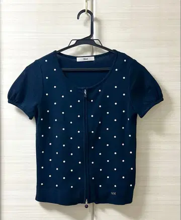 르네 네이비 상의 도트