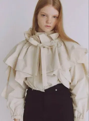 FURFUR 프릴 볼레로 포함 블루종