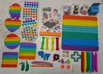 푸시팝, 쿠이즈 묶음 판매 42점