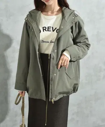 새상품급 인터플래닛 퀼트 라이너 부착 후드 숏코트 마운틴 후드티