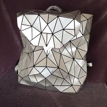 기하학 패턴 실버 백팩