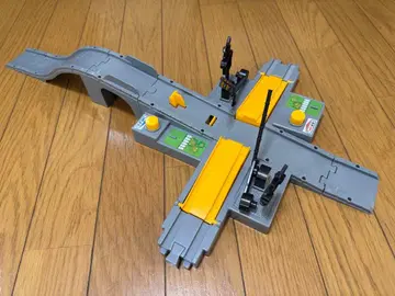 프라레일 J-20 오토 건널목 (토미카 대응) (중고)