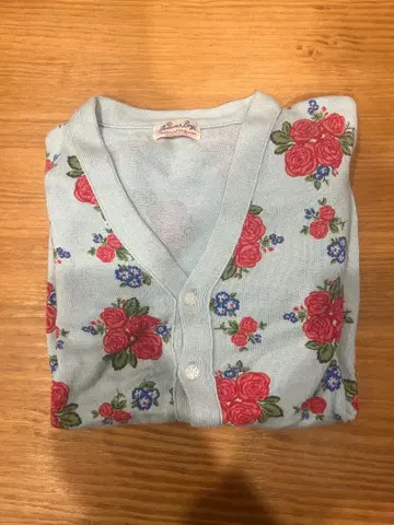 빔즈 보이 beamsboy 꽃무늬 스카이블루 긴팔 가디건