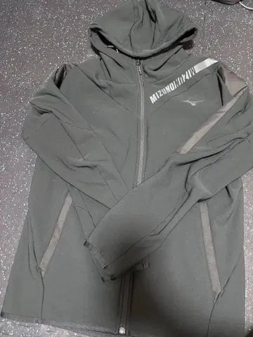 미즈노 풀 집업 후드티 (속기모)