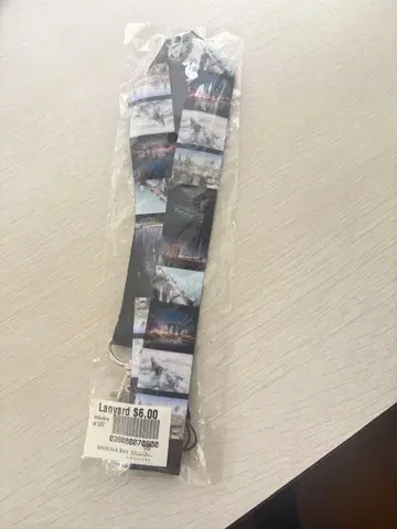 새상품 마리나 베이 샌즈 넥스트랩