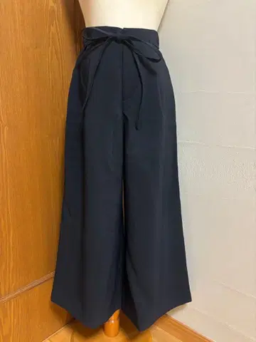 green label relaxing 네이비 와이드 팬츠 38 사이즈