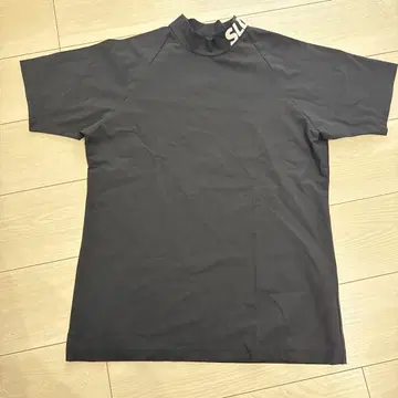 SLDO. 모크넥 반팔 블랙 셔츠