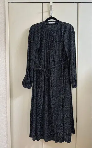 도트 무늬 원피스 미라 오웬