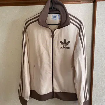 adidas의 3 스트라이프 디자인 저지, 베켄바우어 트랙 탑