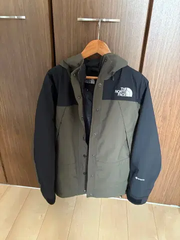 THE NORTH FACE 마운틴 후드티 S 사이즈 올리브/블랙