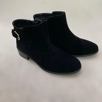 블랙 스웨이드 부티 사이드 지퍼