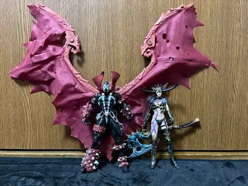 스폰 피규어 2개 세트 아메리칸 코믹스 맥팔렌토이즈 스컬퀸