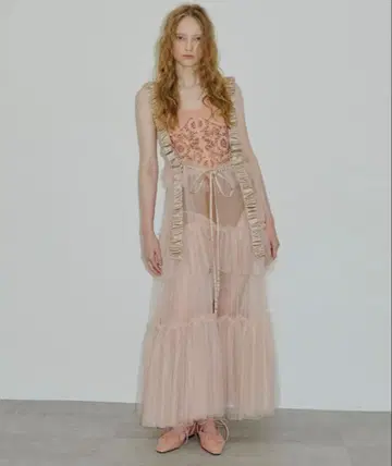 J1U 시스루 볼륨 튤 디자인 베스트