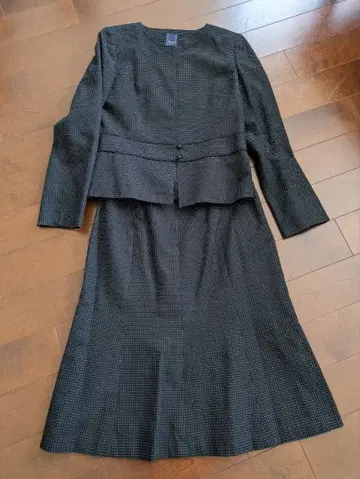 [ 가격 인하 가능 ] KEITH 블랙 체크 수트 40