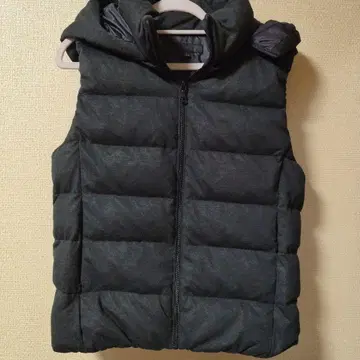 다크 그레이 후드 부착 다운 베스트 L 사이즈