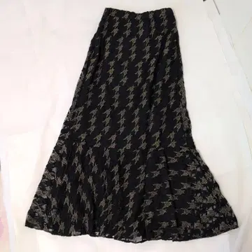 블랙과 금색 별 패턴 레이스 머메이드 스커트