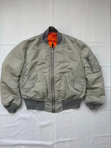 알파 인더스트리 ma-1 90년대 USA제 L 사이즈