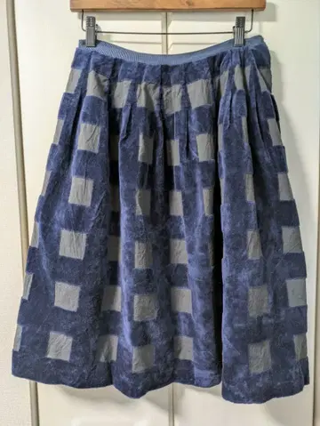 미나 페르호넨 moss garden 스커트 38 네이비 무릎 기장