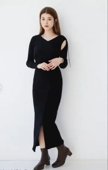 snidel 슬릿 니트 원피스