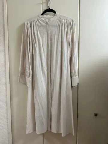 아이보리 셔츠 원피스 미라 오웬