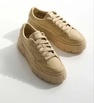 puma 통굽 스니커즈